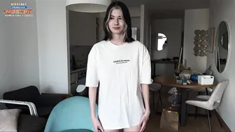 سكس لبوة تسلم نفسها لمالك العقار لتجنب طردها من شقتها xlxx